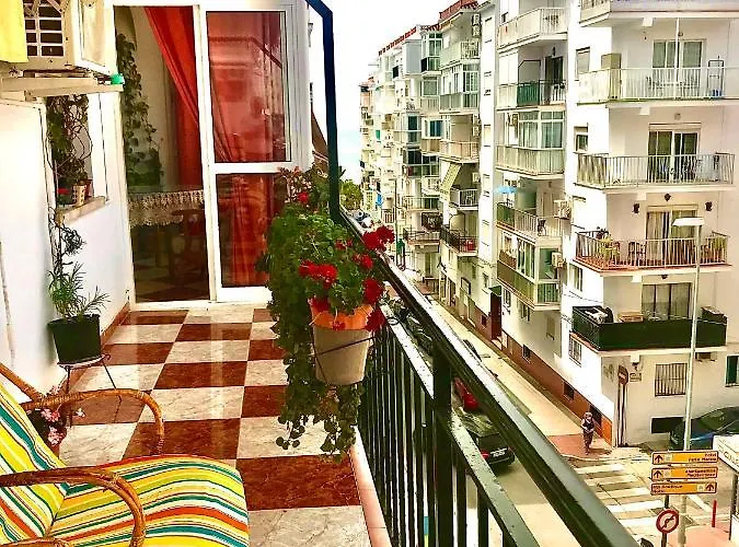 2 Minutes From The Beach!!! Great Apartment!!! アパート ネルハ